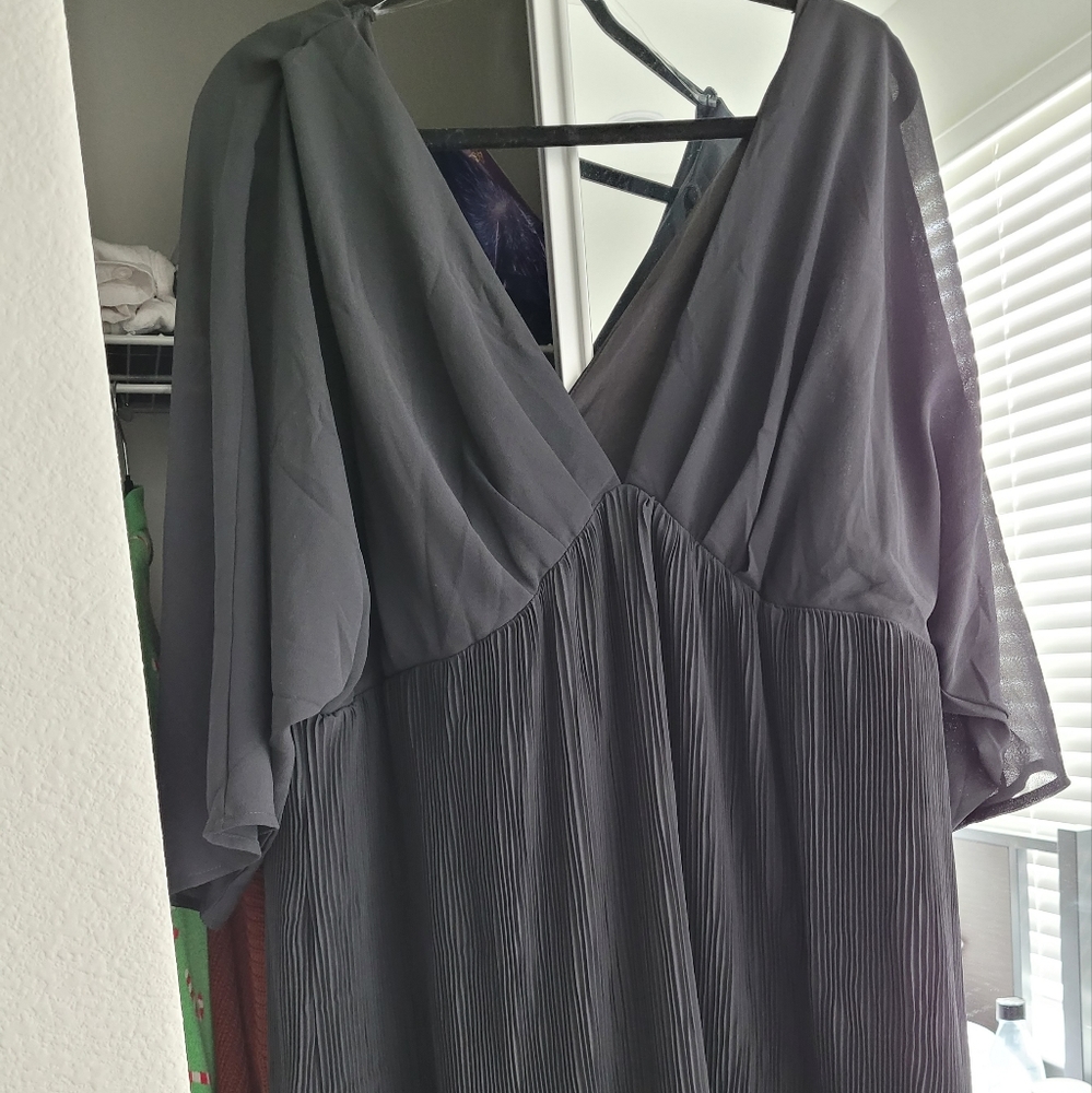 Plus Size Babydoll Mini Dress in black